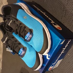 Champion Gusto XT II Blue 12M